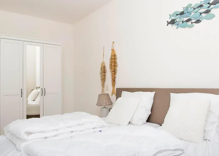 By The Sea In Juliana * יוליאנאדורפ