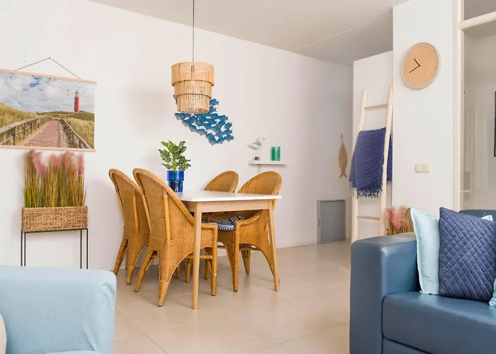 By The Sea In Juliana דירה *